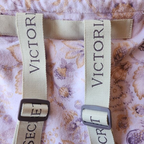 Victoria’s Secret Packable Beach Blanket Backpack Purple Floral Terry Cloth Tote - Picture 9 of 10